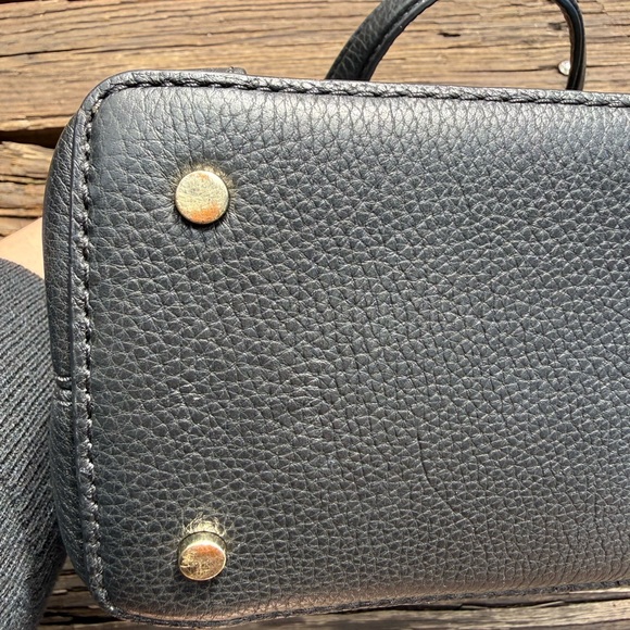 kate spade black pebbled leather satchel with gold logo - Picture 3 of 3